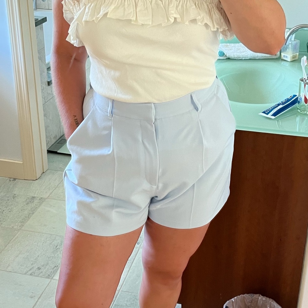 Abercrombie & Fitch White Flat Front Shorts